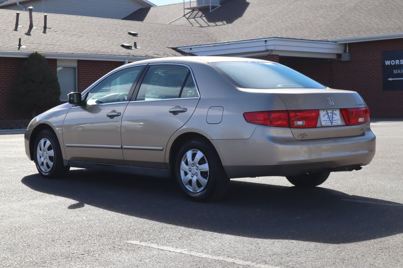 2005 Honda Accord Photos