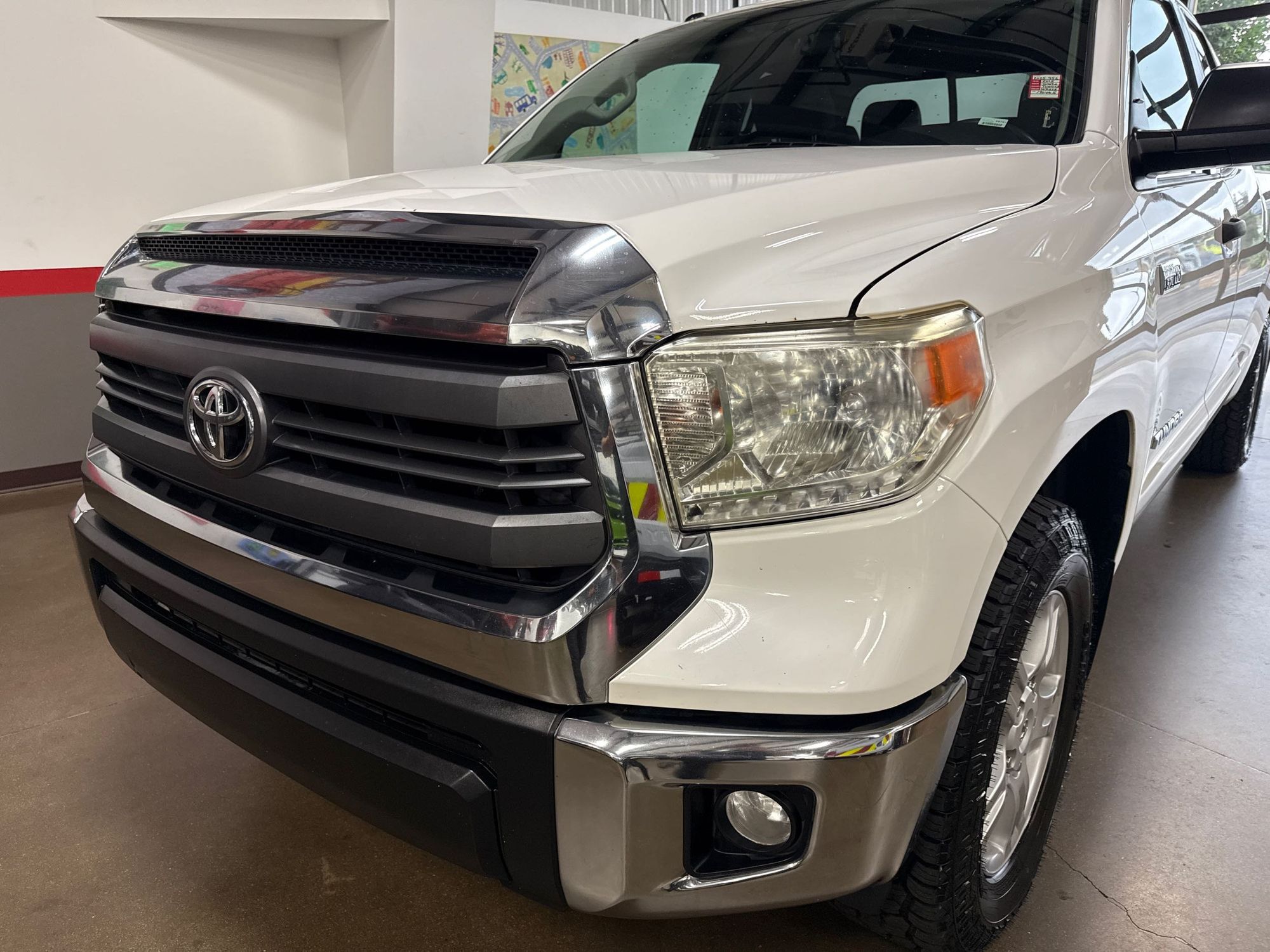 2015 Toyota Tundra SR5 Grade photo 29