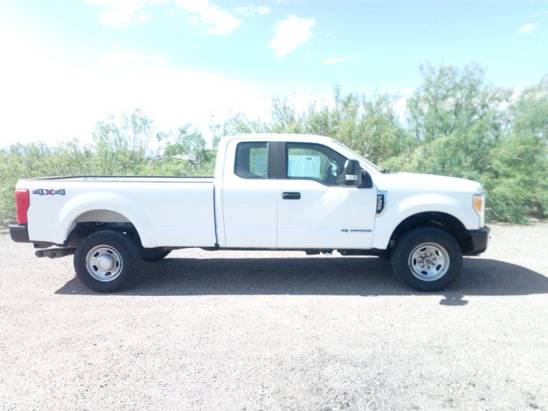 2017 Ford F-350 Super Duty XL - Photo 7