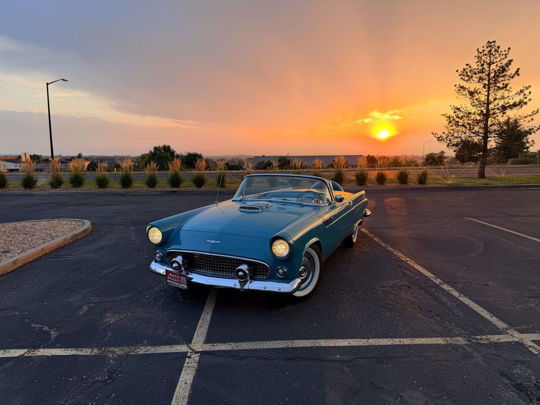 1956 FORD THUNDERBIRD