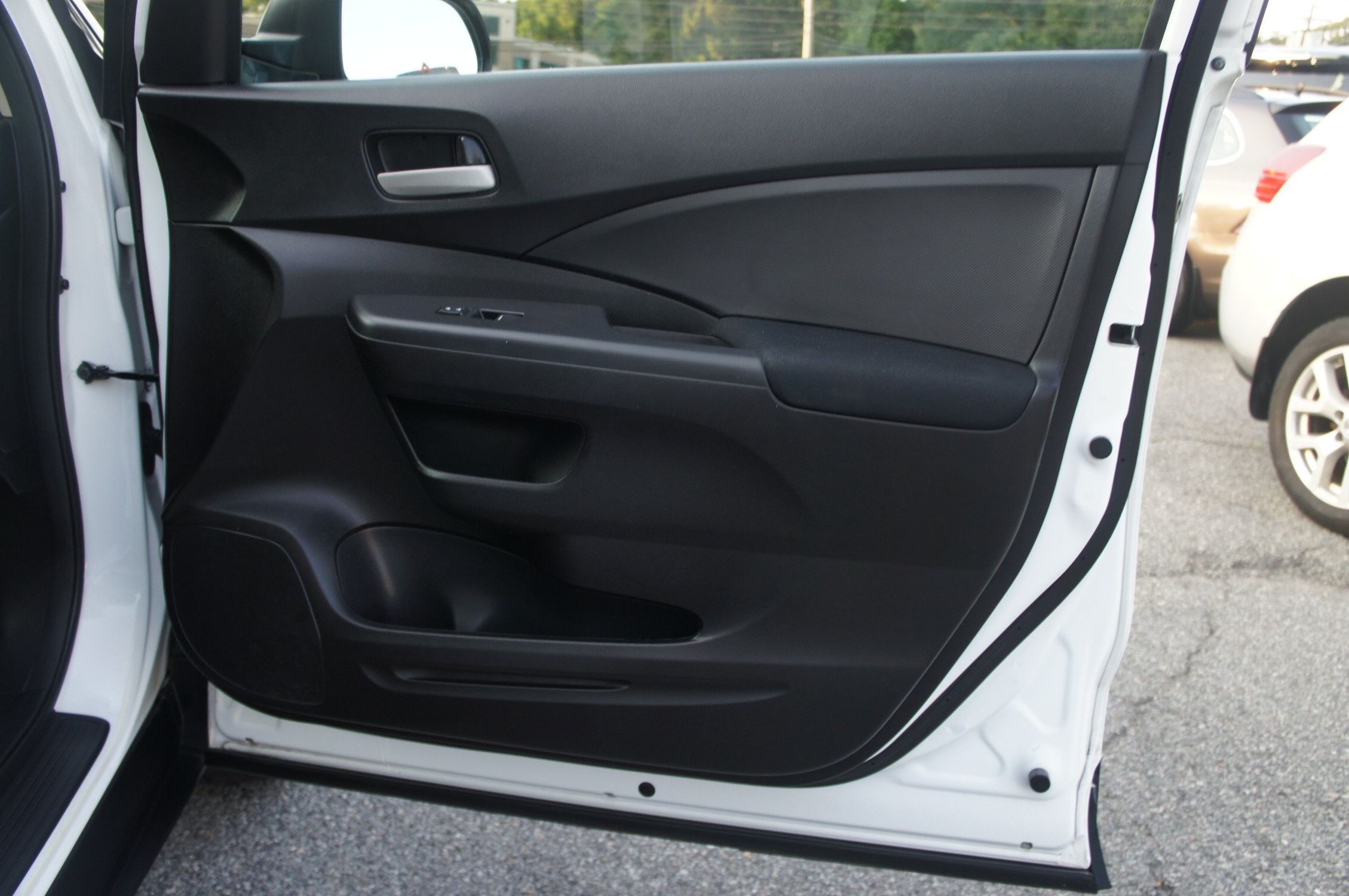 2016 Honda CR-V LX photo 13