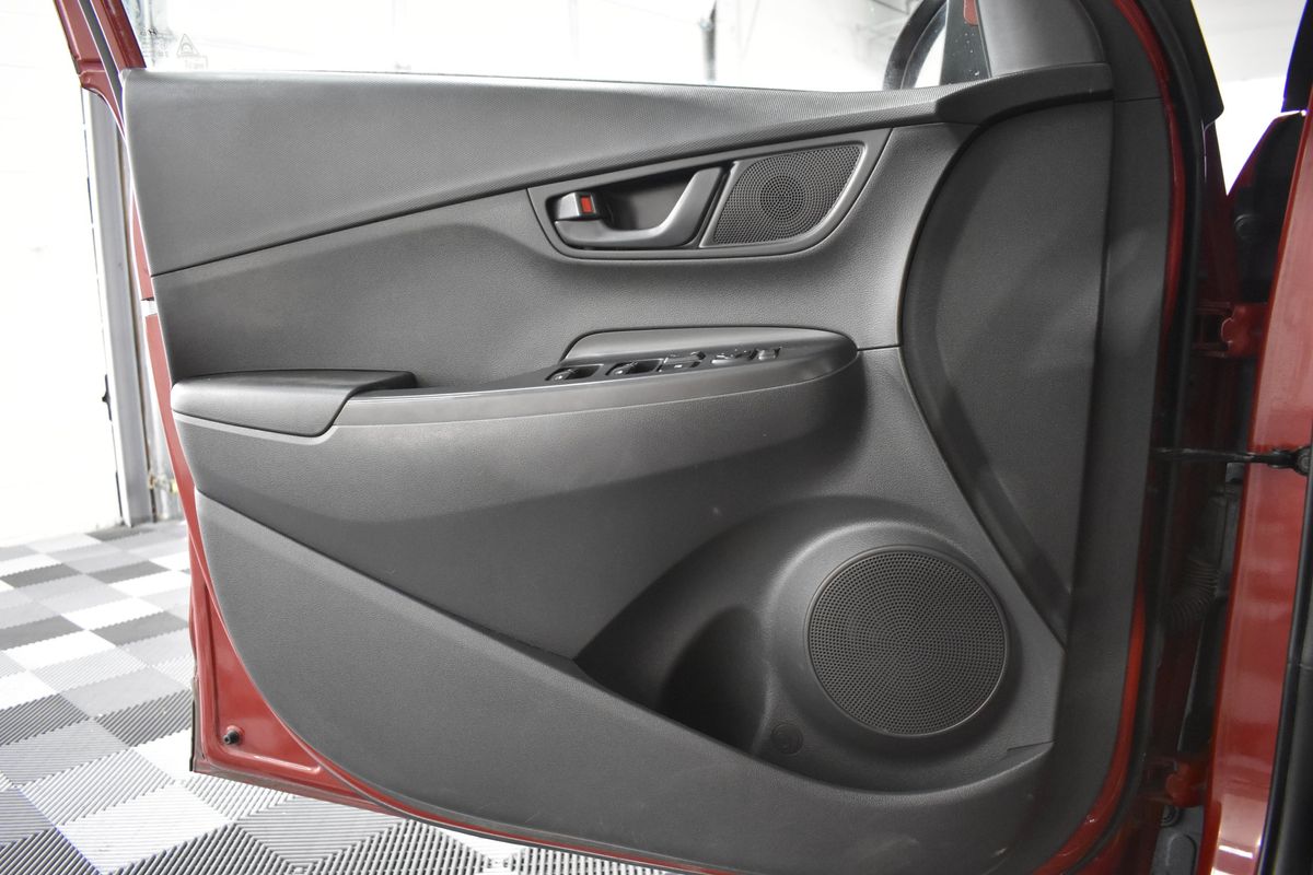 2021 Hyundai Kona SEL