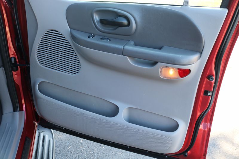 2002 ford deals f150 door panel