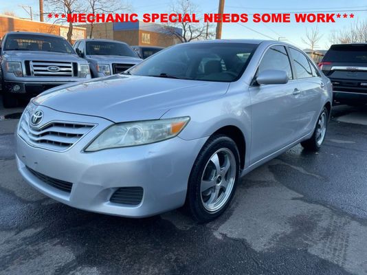 2010 Toyota Camry LE