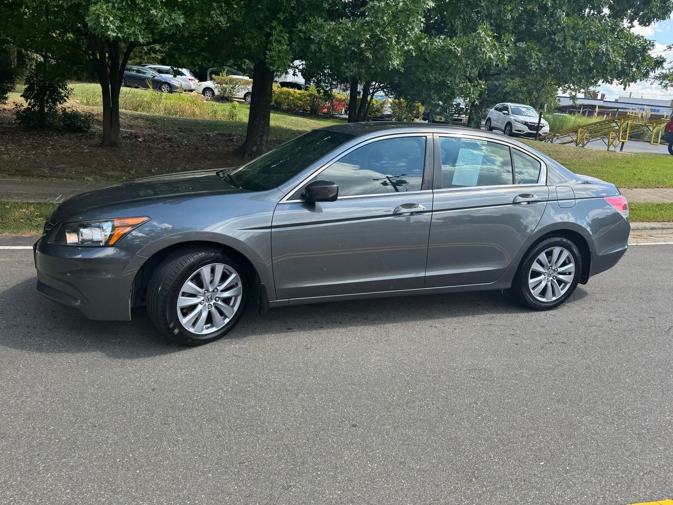 2011 Honda Accord EX photo 9