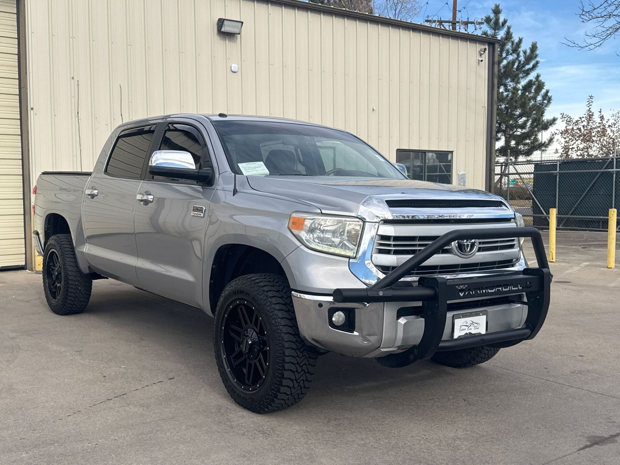 2015 Toyota Tundra Platinum Grade photo 3