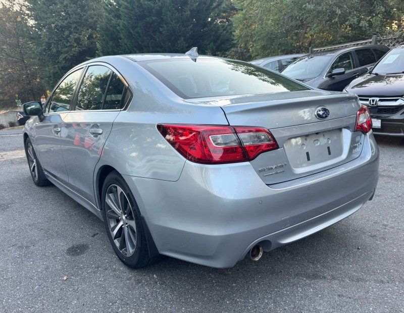 2017 Subaru Legacy 2.5i Limited photo 5