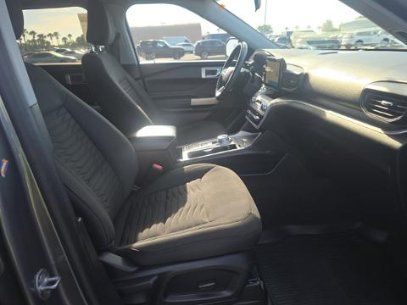 2021 Ford Explorer XLT - Photo 5