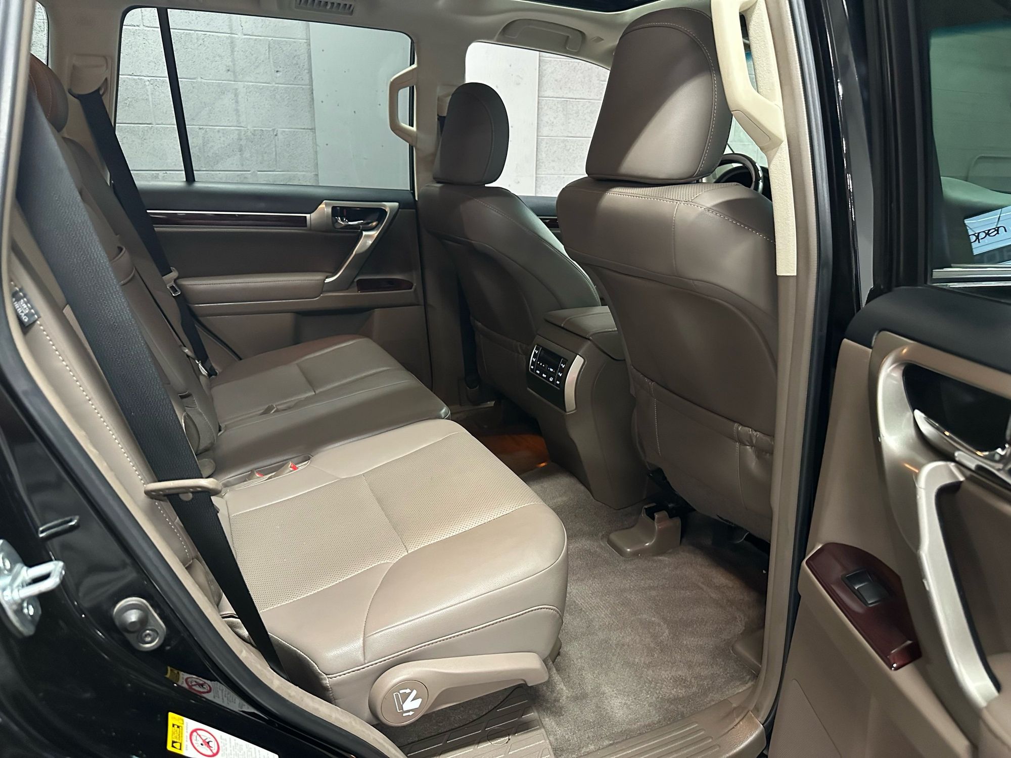 2019 Lexus GX 460 photo 26