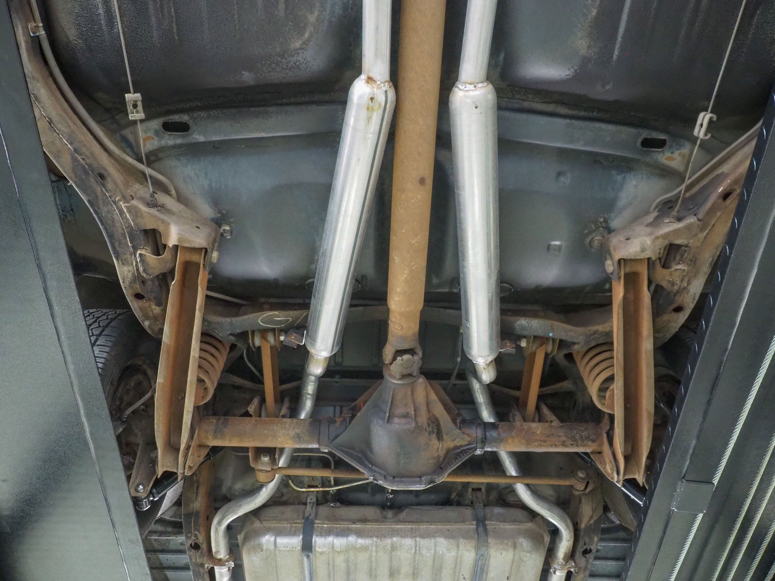 1969 Chevrolet Impala Gold 350