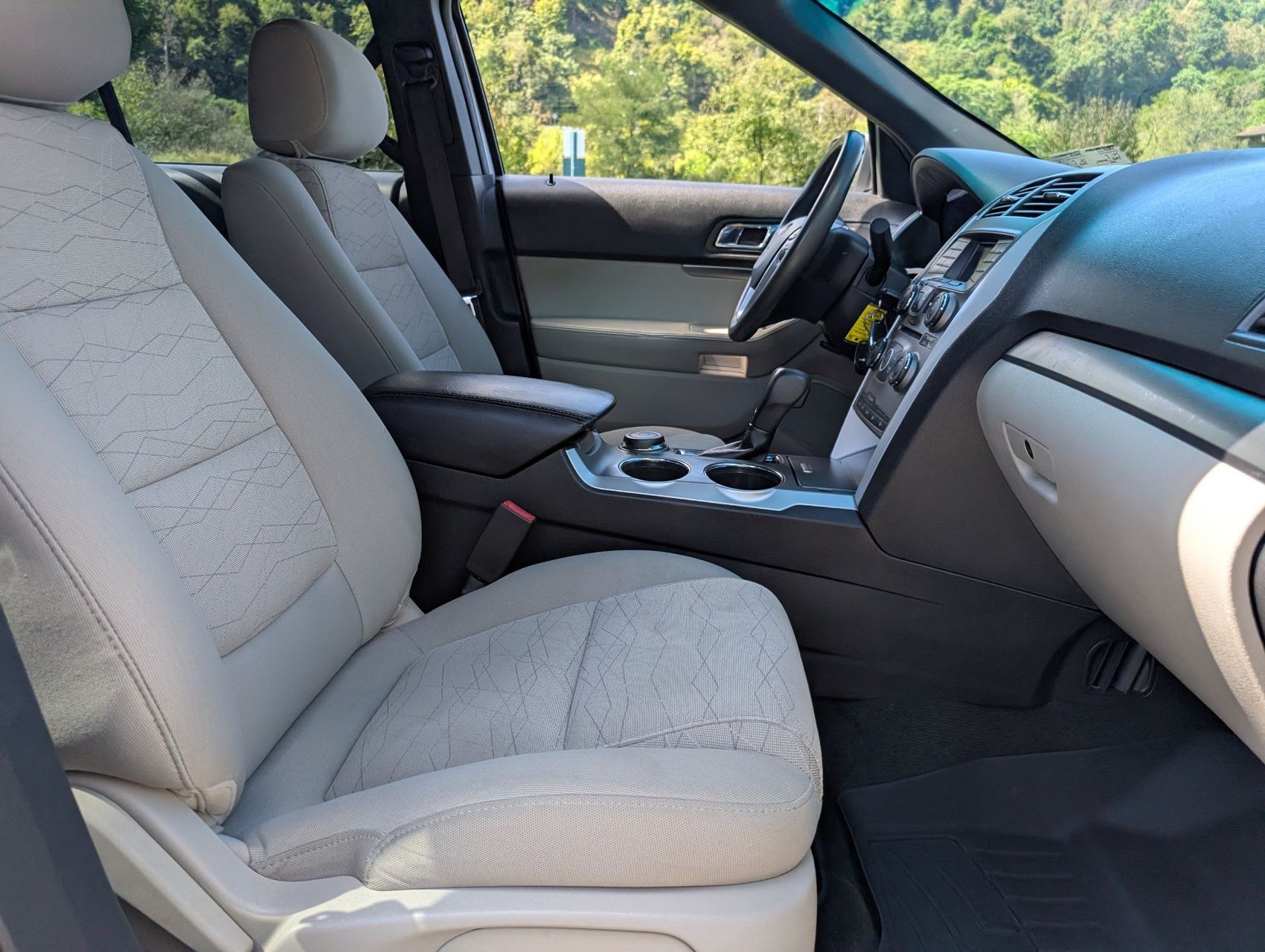 2014 Ford Explorer 55
