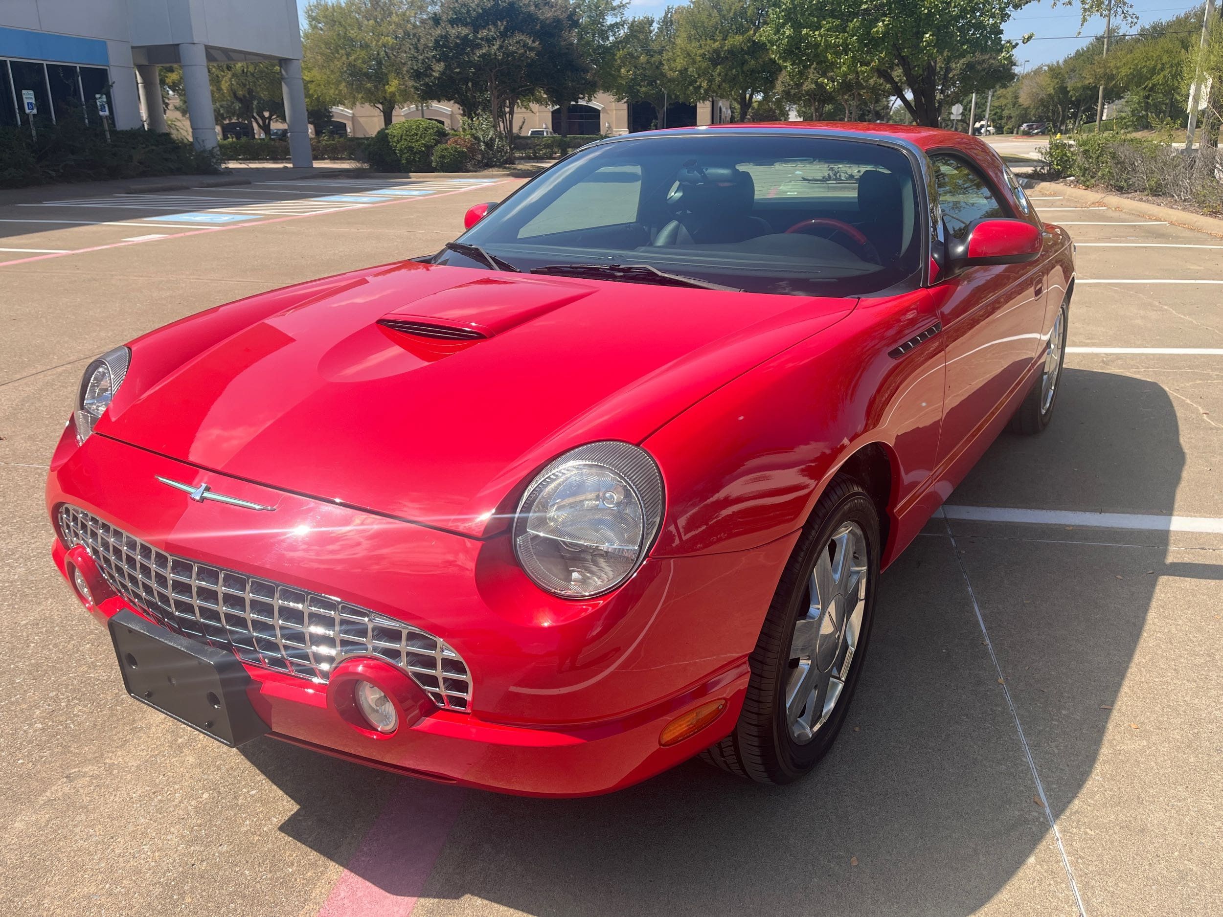 2002 Ford Thunderbird Base photo 4