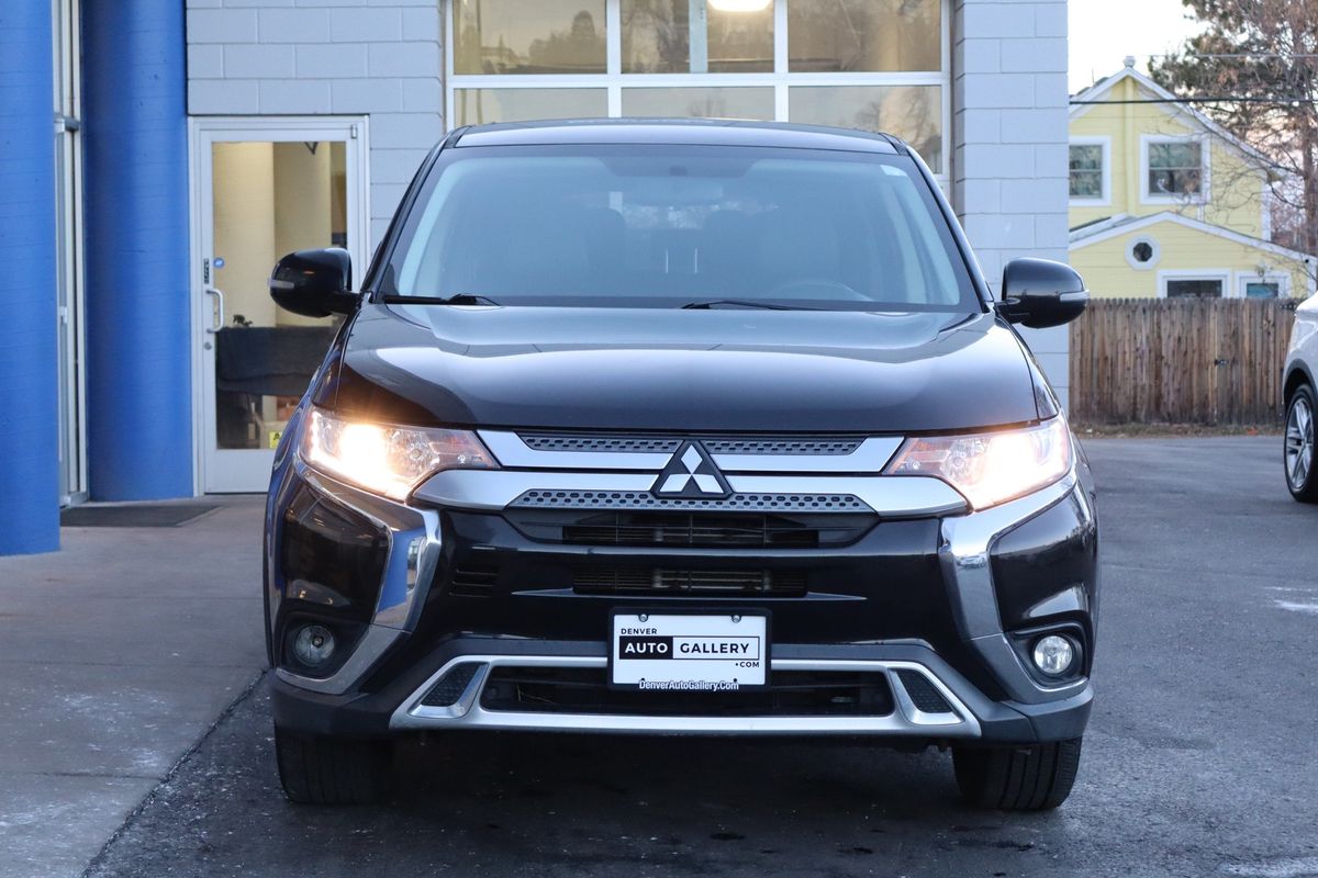 2019 Mitsubishi Outlander SE