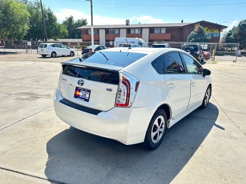 2015 Toyota Prius Two - null exterior view 2