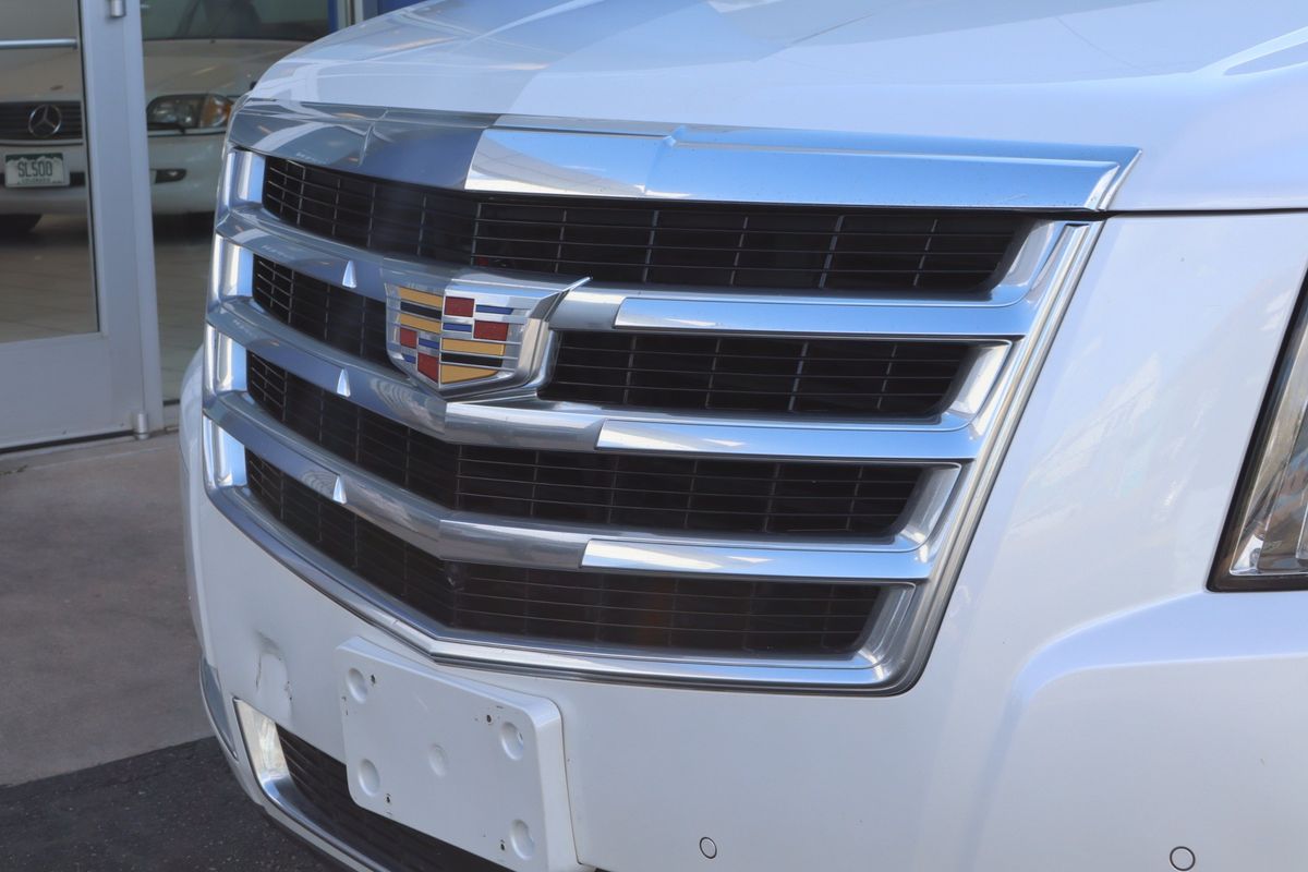 2017 Cadillac Escalade Premium Luxury