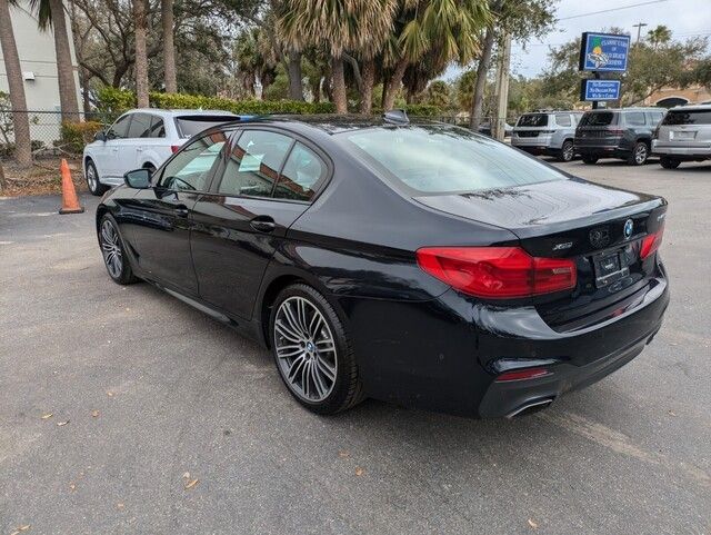 2019 BMW 5 Series 540i photo 4