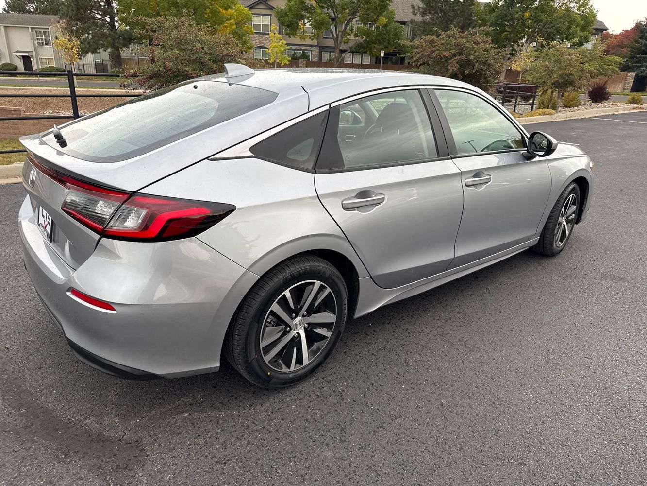 2024 Honda Civic Hatchback LX photo 3