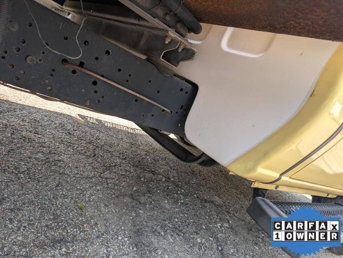 2019 Ford E-Series Chassis 17