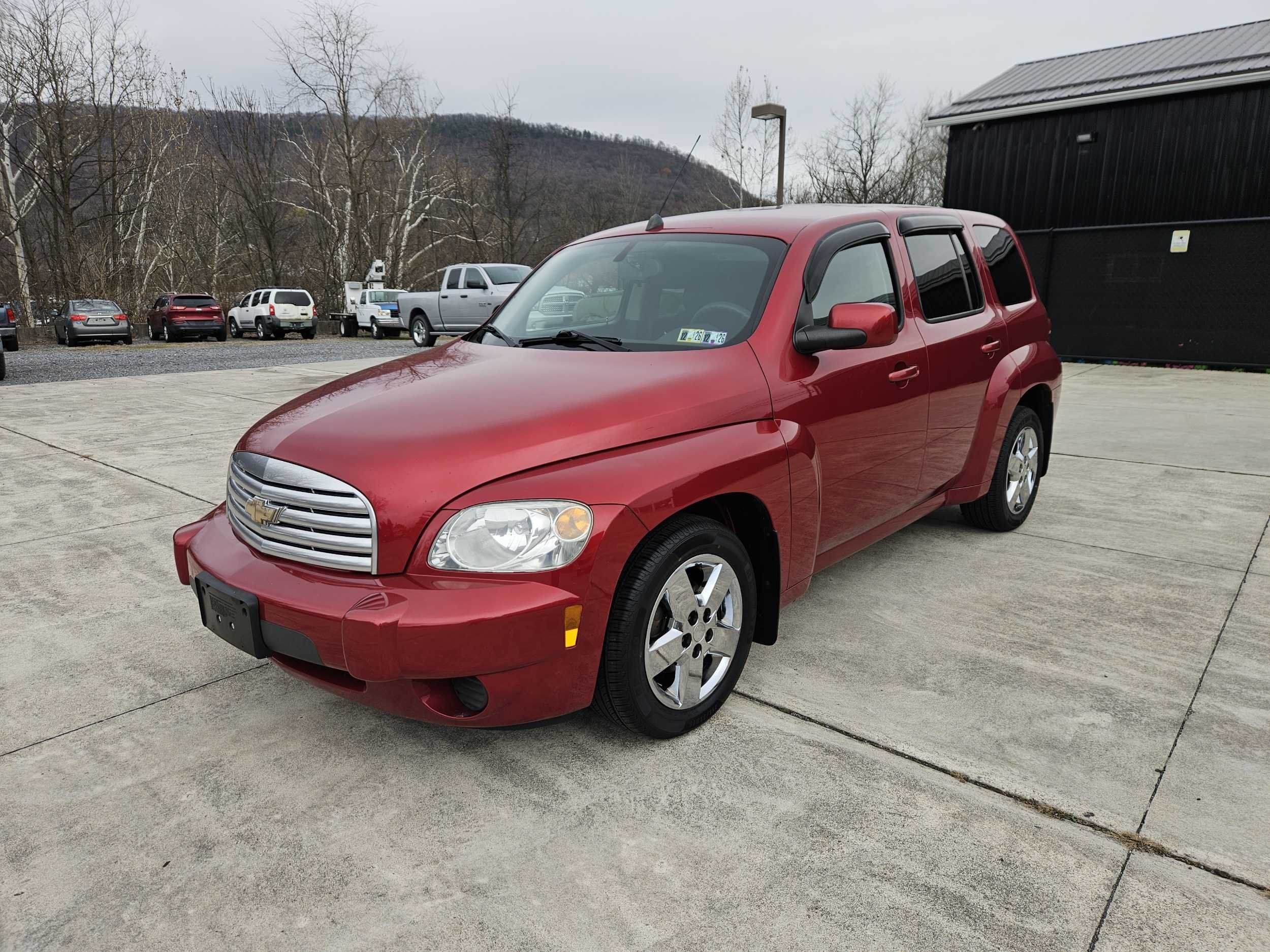 2010 Chevrolet HHR photo 3