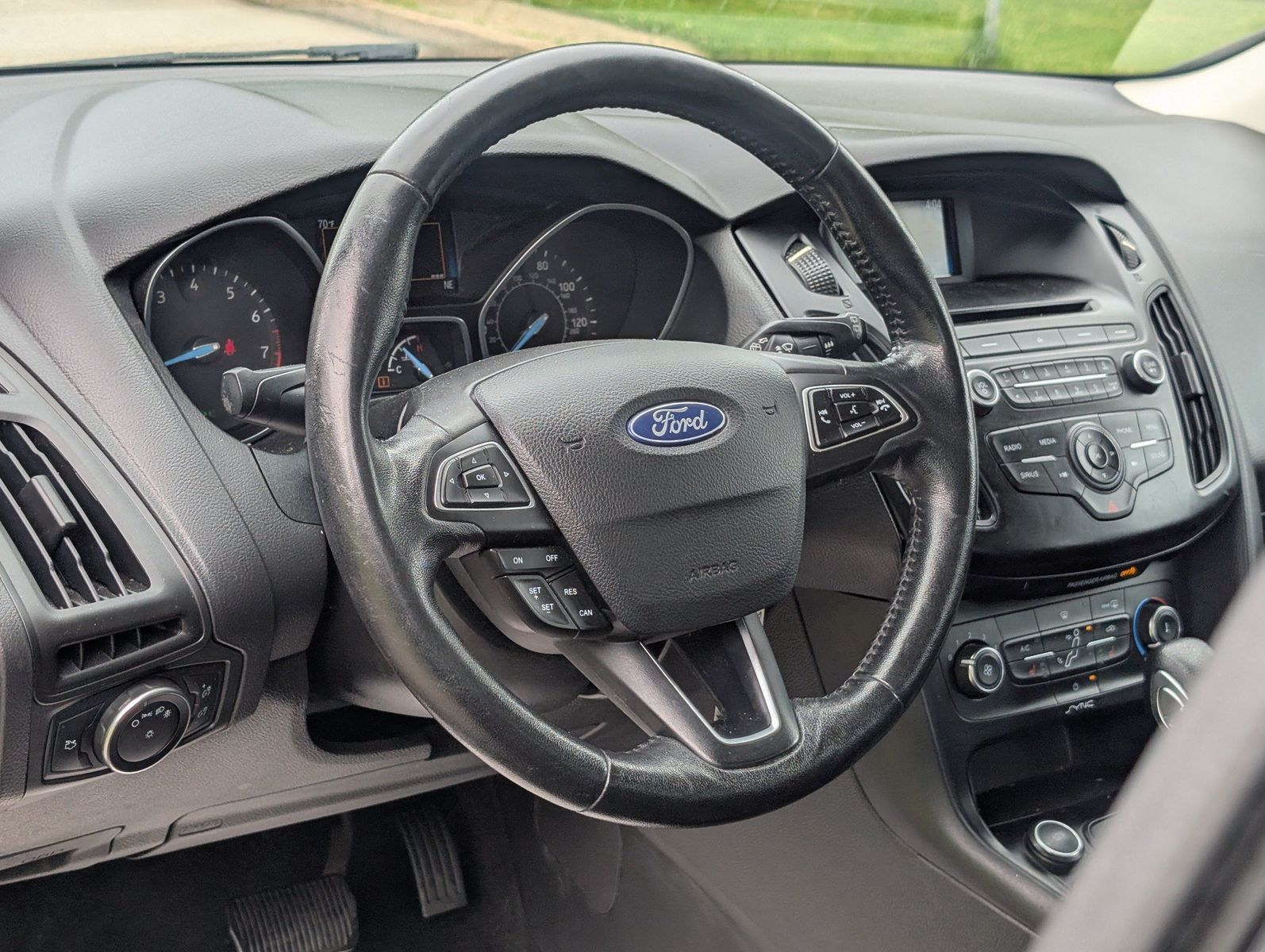 2017 Ford Focus 93