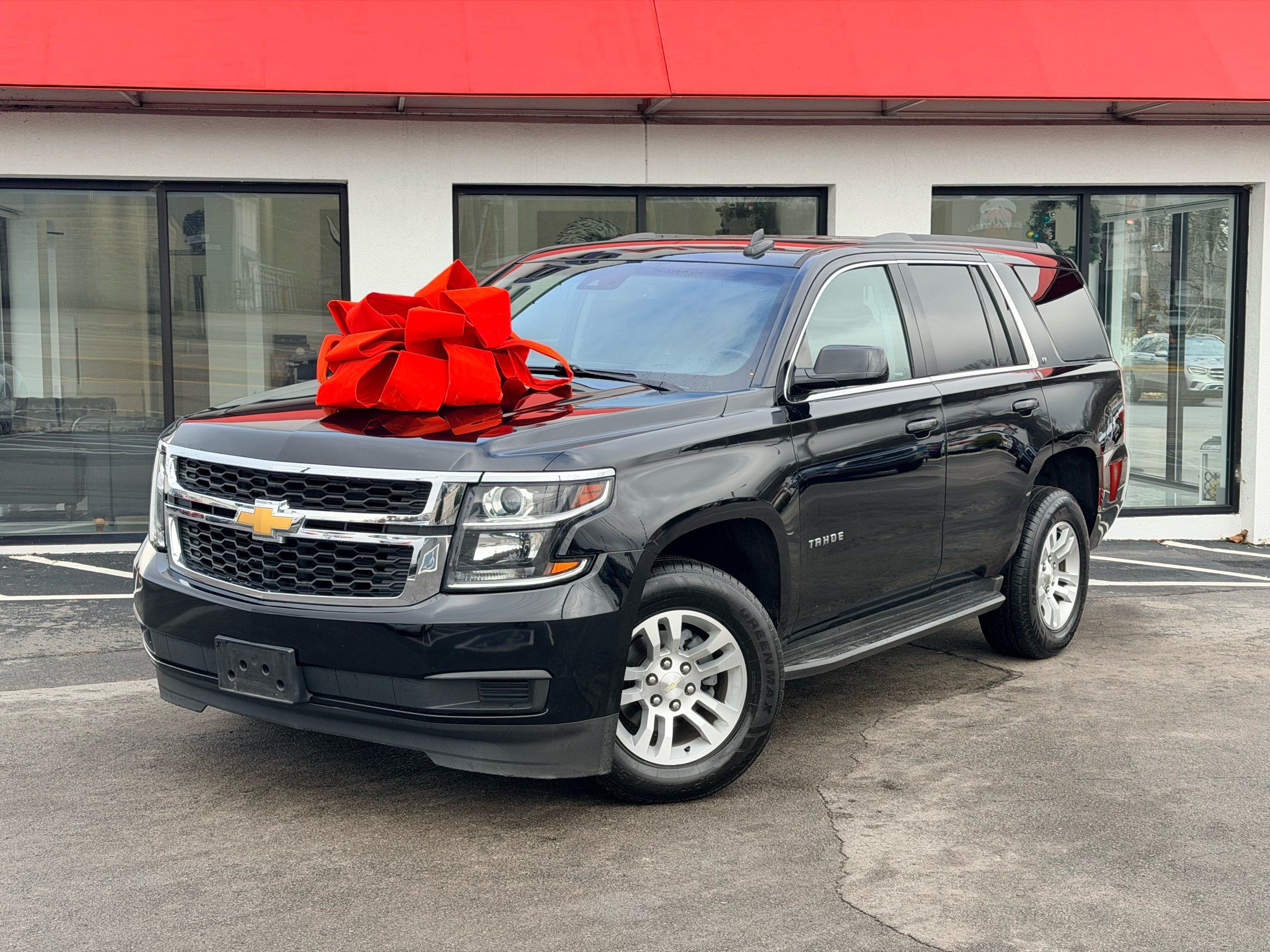 2019 Chevrolet Tahoe LT's photo