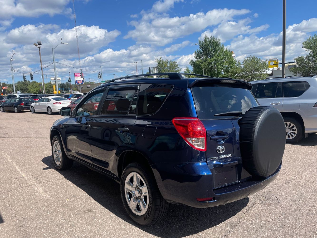 2007 Toyota RAV4 photo 4