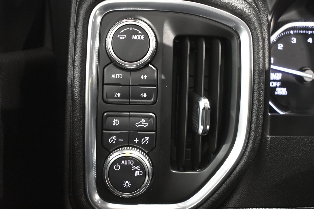 2021 GMC Sierra 1500 4WD Crew Cab Short Box Elevation