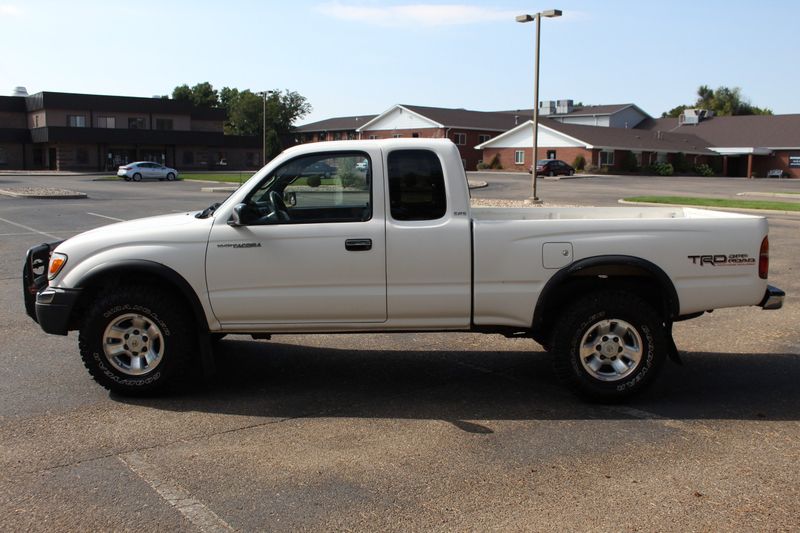 1999 Toyota Tacoma SR5 V6 | Victory Motors of Colorado