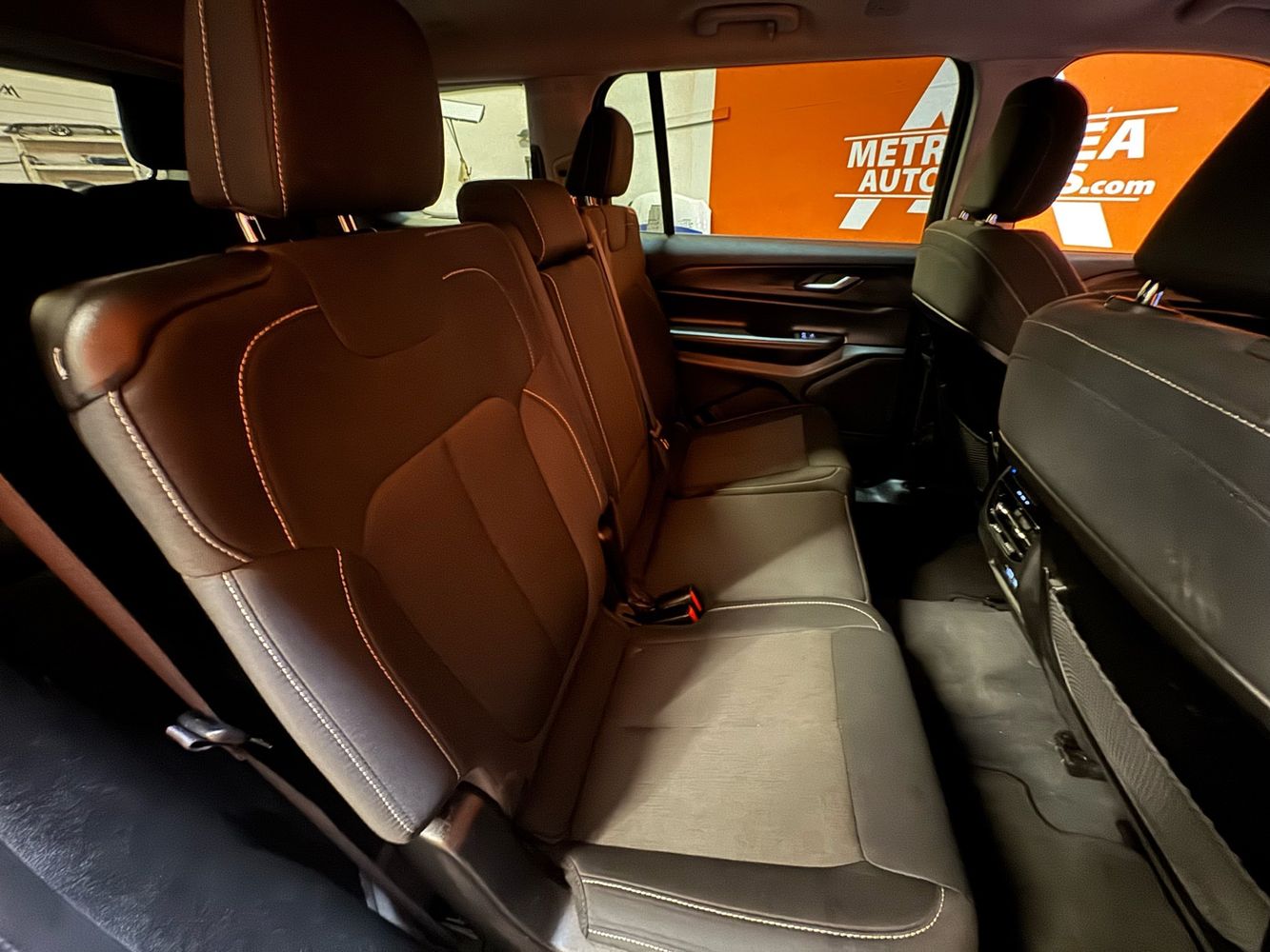 2023 Jeep Grand Cherokee Laredo photo 24