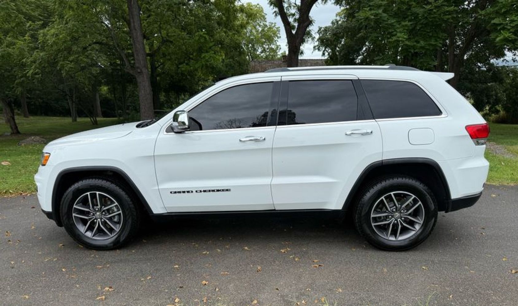 2018 Jeep Grand Cherokee Limited photo 52