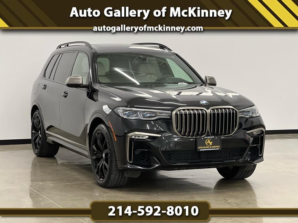 2020 BMW X7 M50i's photo