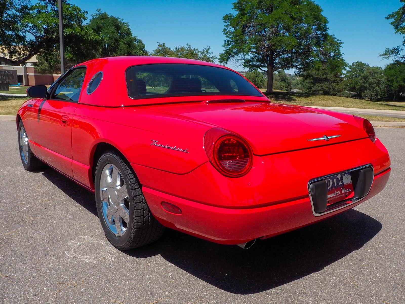2002 Ford Thunderbird 18