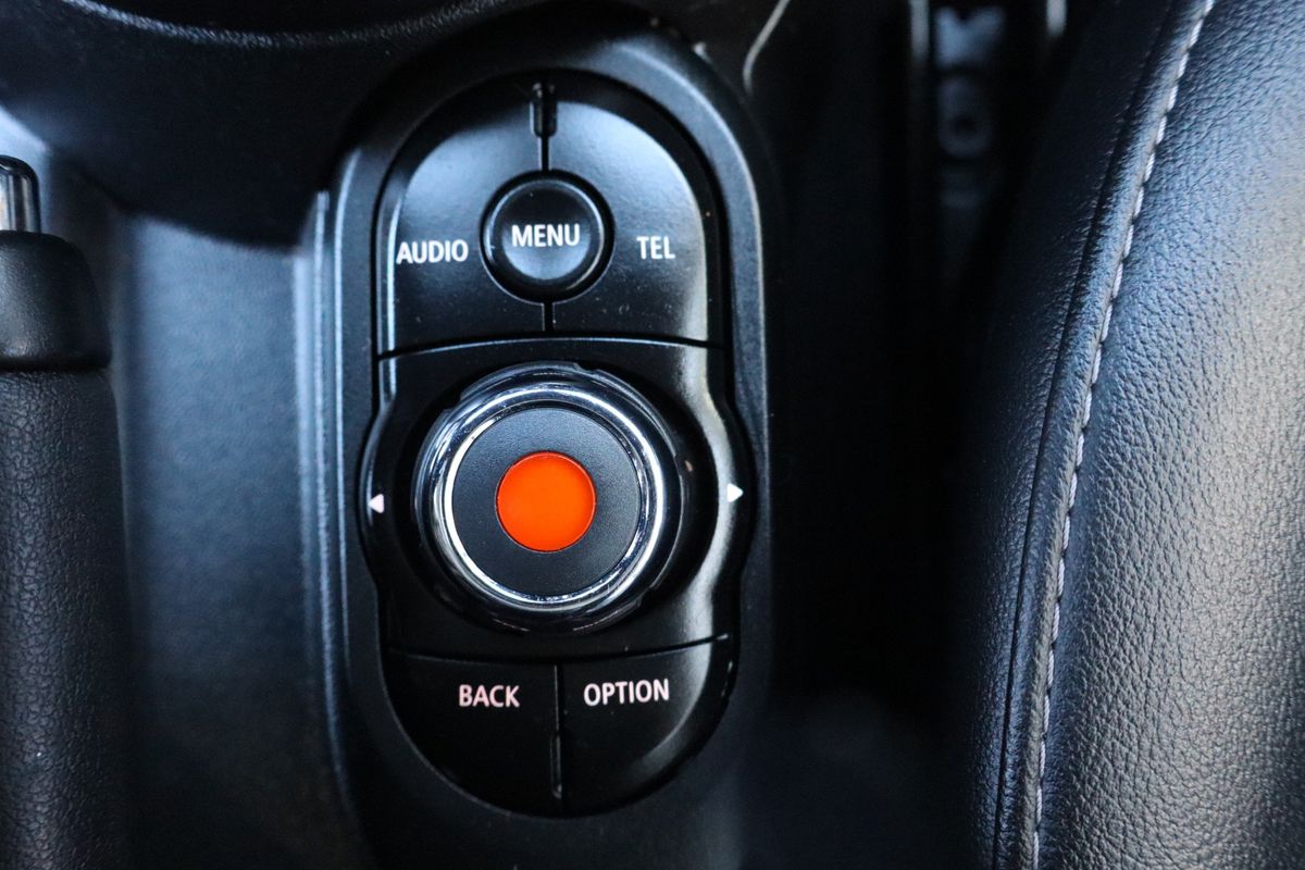 2017 MINI Hardtop Cooper