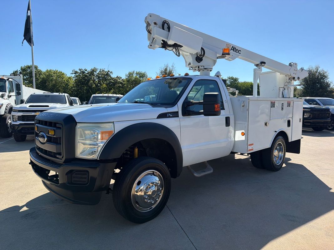 2012 Ford F-450 Chassis XL