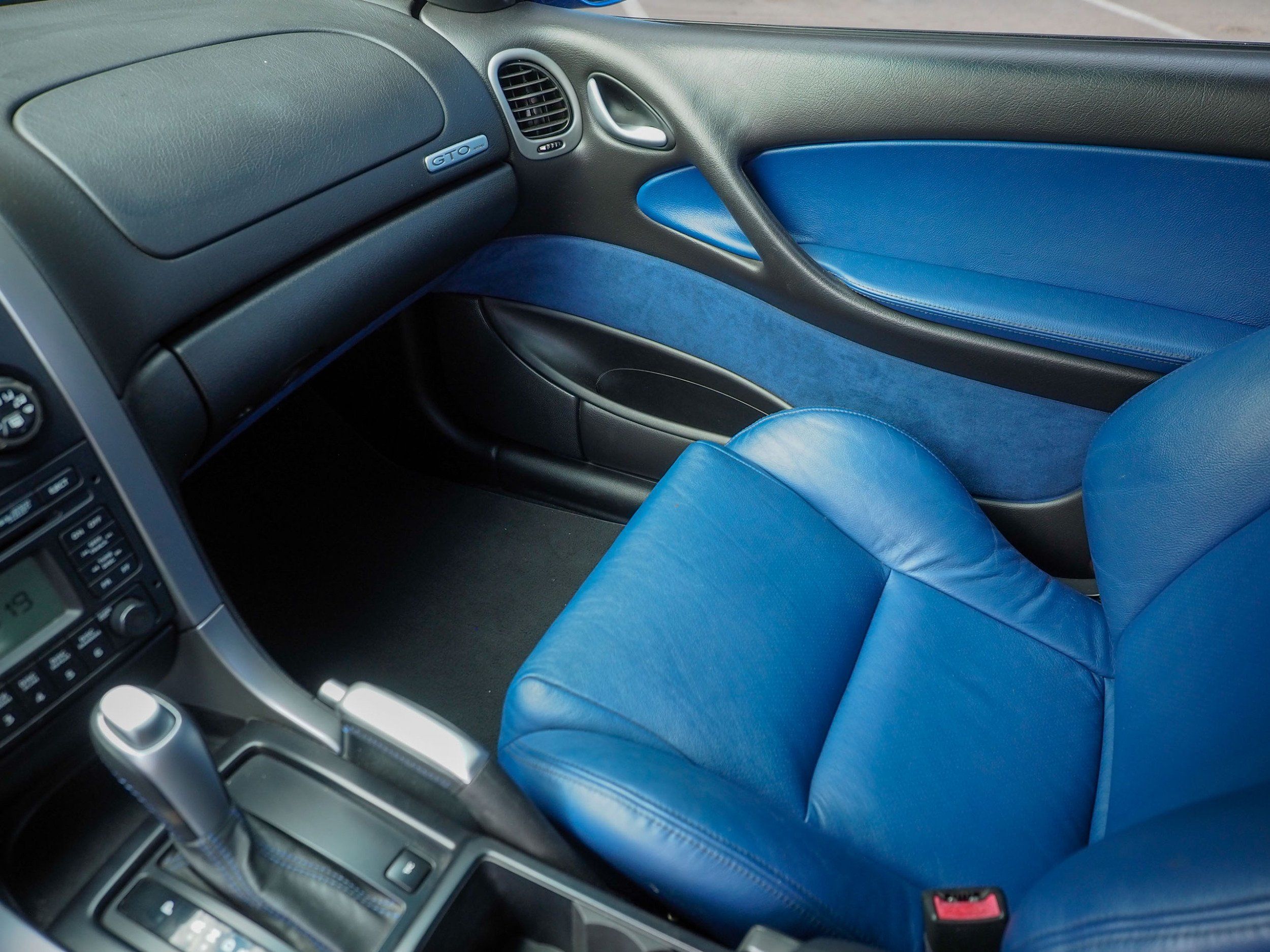 2006 Pontiac GTO Blue 