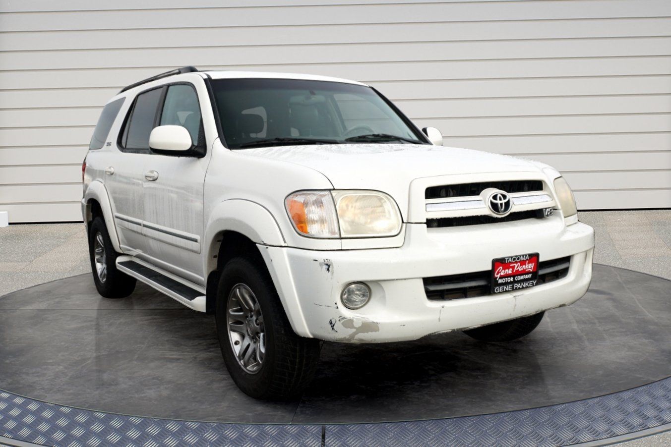 2006 Toyota Sequoia SR5's photo
