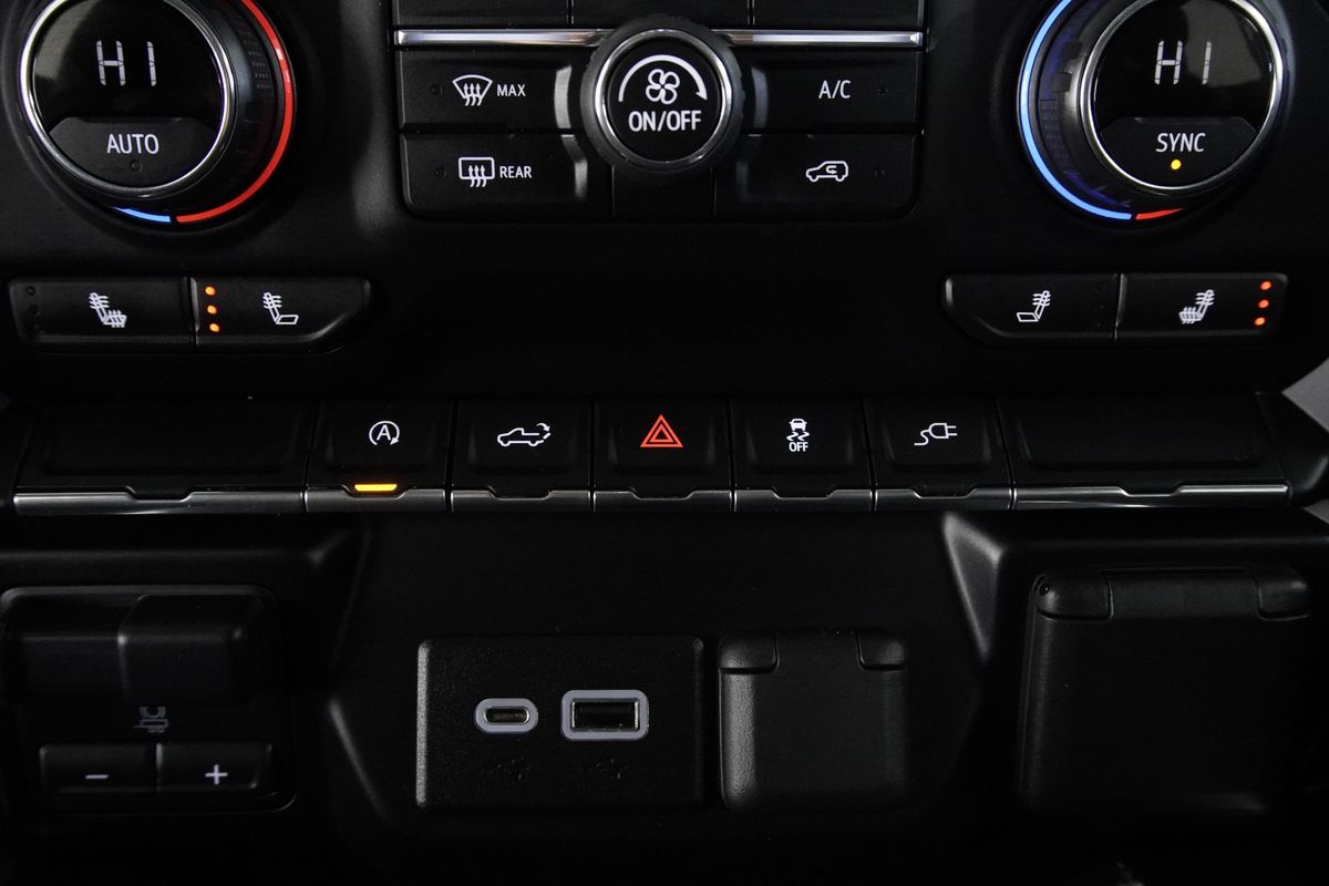 2020 Chevrolet Silverado 1500 4WD Crew Cab Short Bed RST