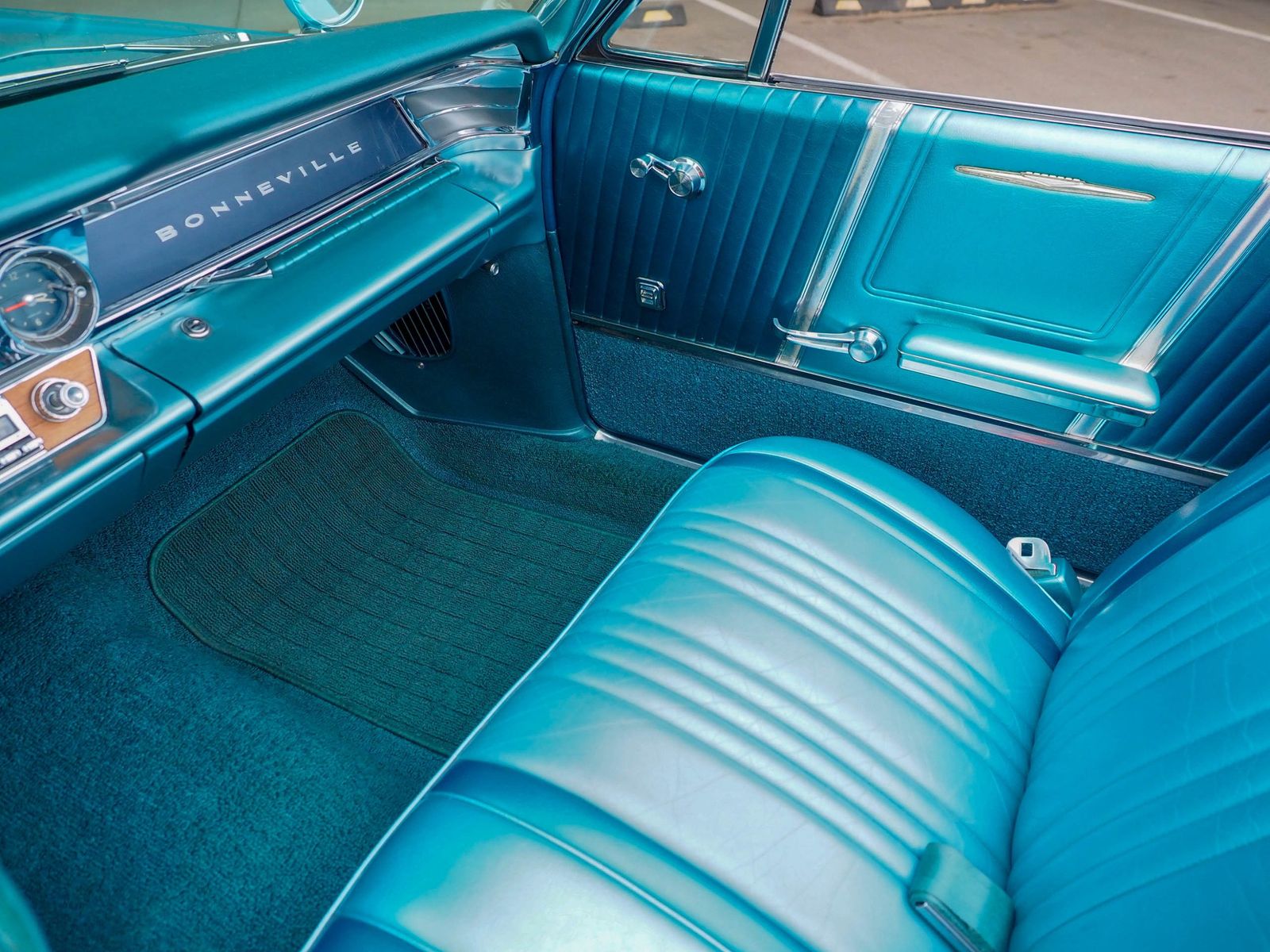 1963 Pontiac Bonneville 66