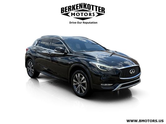 2017 INFINITI QX30