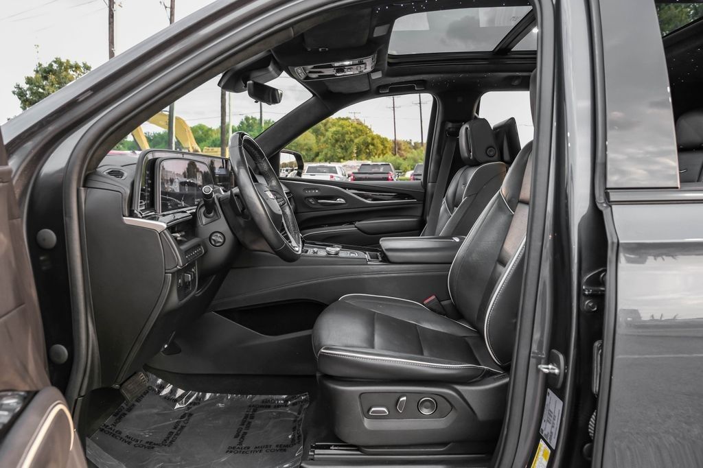 2021 Cadillac Escalade Sport photo 35