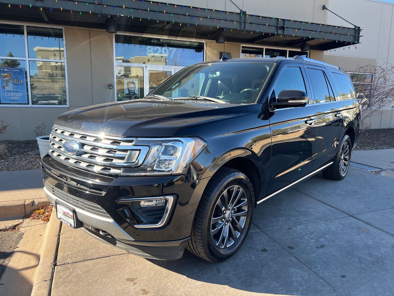 2019 Ford Expedition Limited photo 2