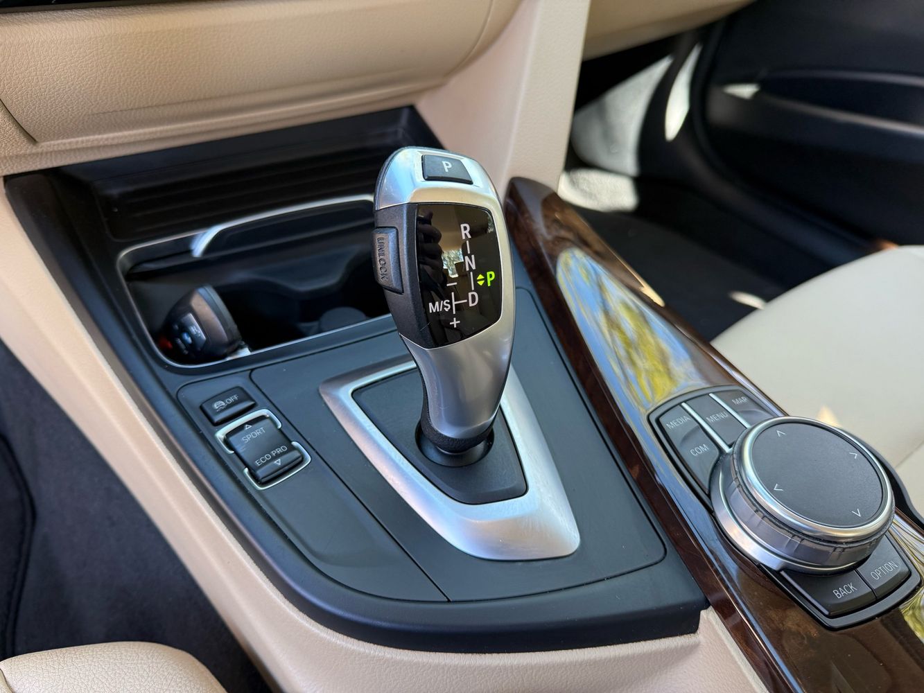 2017 Bmw 320i xDrive photo 24