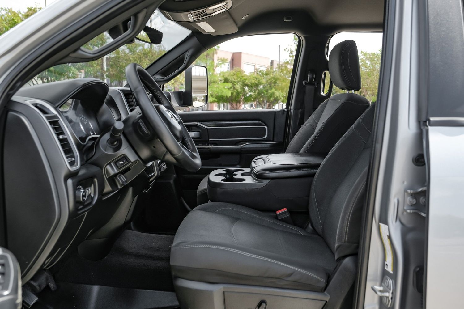 2019 Ram 3500 Big Horn photo 3