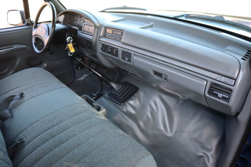 1993 Ford F-250 XL | Victory Motors of Colorado