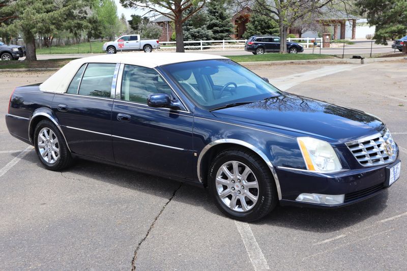 2009 Cadillac DTS Base | Victory Motors of Colorado
