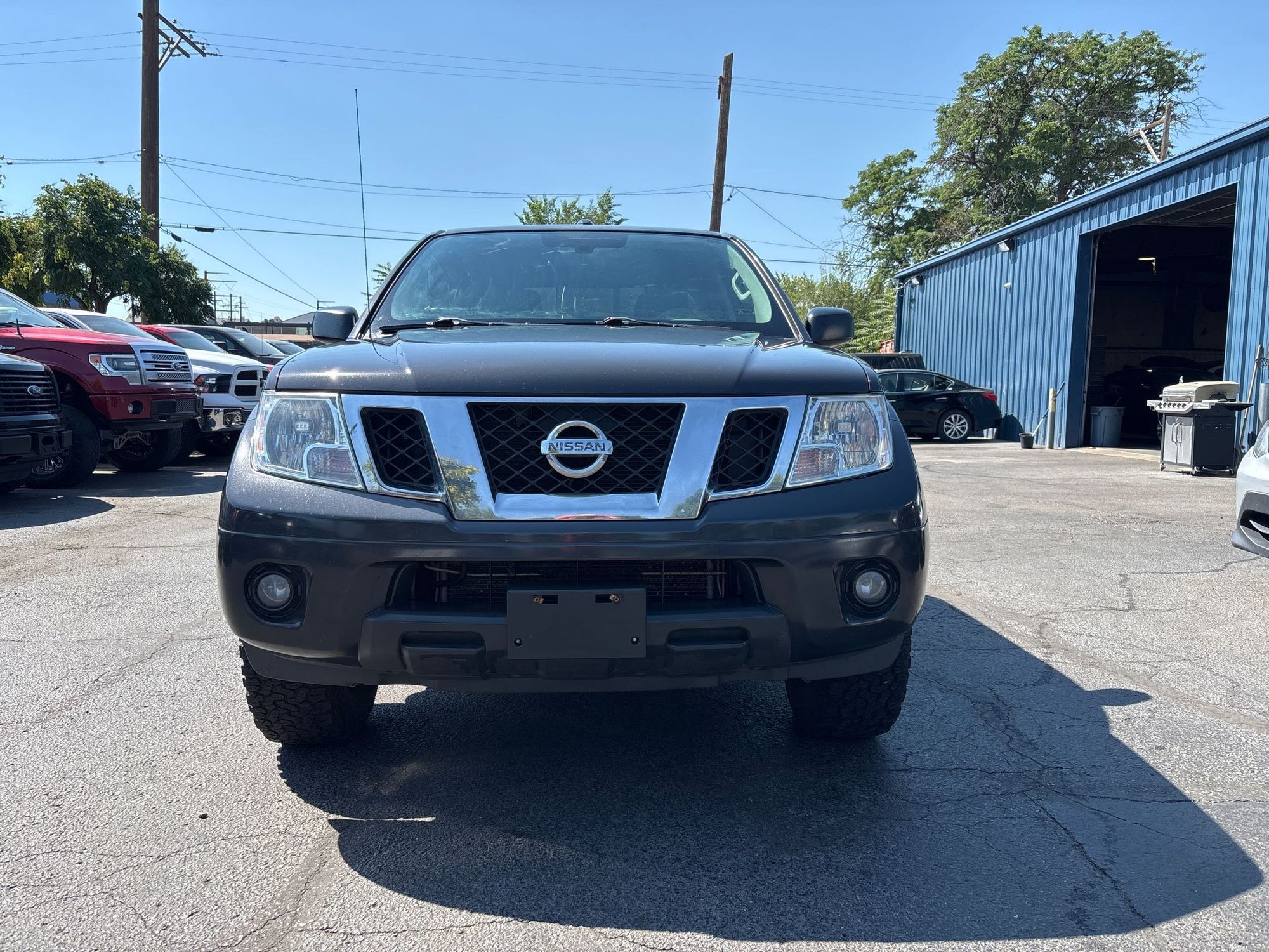 2014 Nissan Frontier SV photo 28