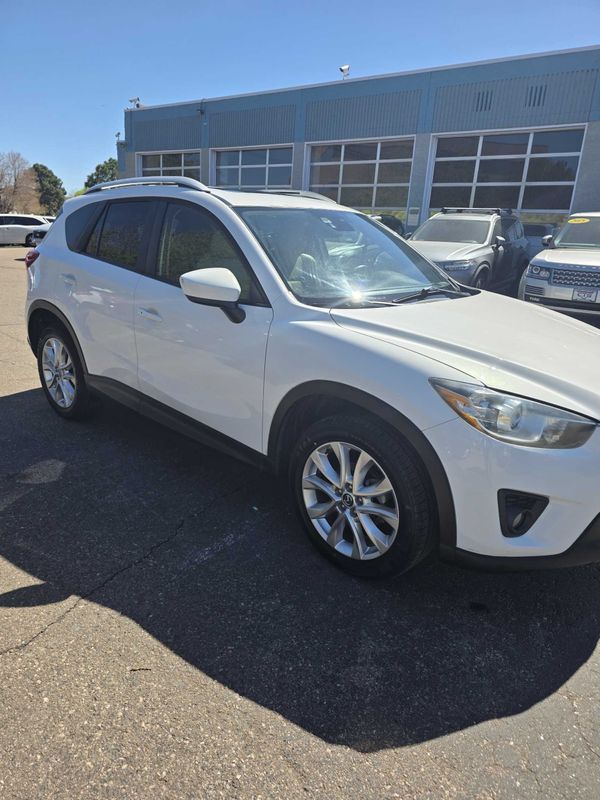 View vehicle photo 3