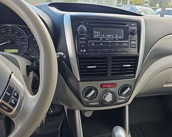 2013 Subaru Forester 2.5X Premium photo 7