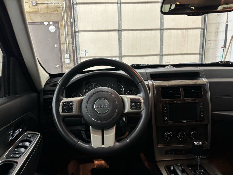 2012 Jeep Liberty Limited Jet Edition - Photo 7