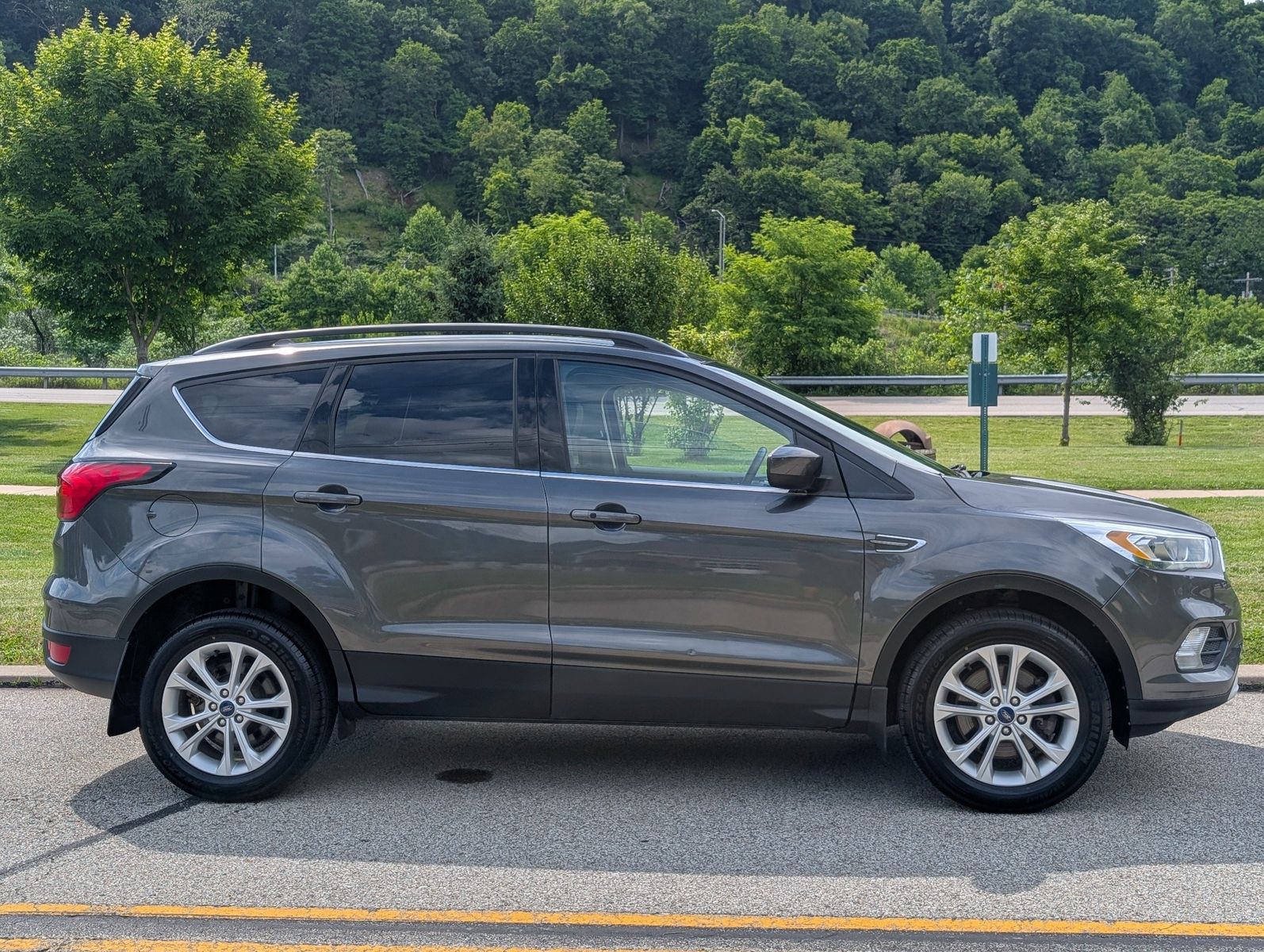 2019 Ford Escape 2